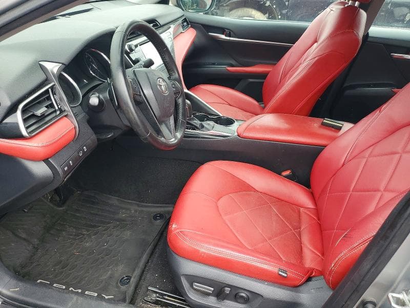 2019 TOYOTA CAMRY SE 7