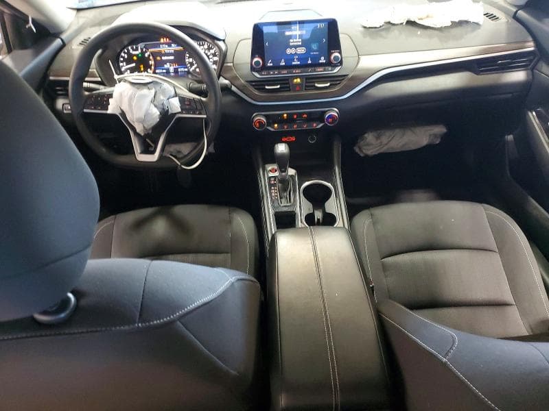 2023 NISSAN ALTIMA SV 8