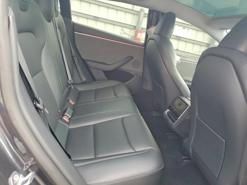 2025 TESLA MODEL 3 11