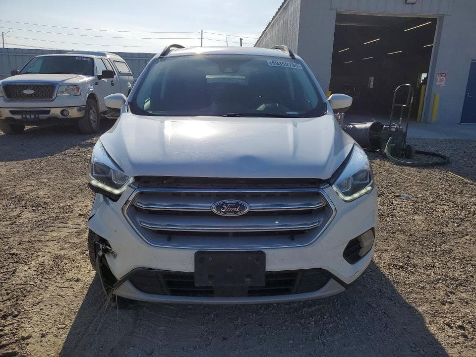 2019 FORD ESCAPE SEL 5
