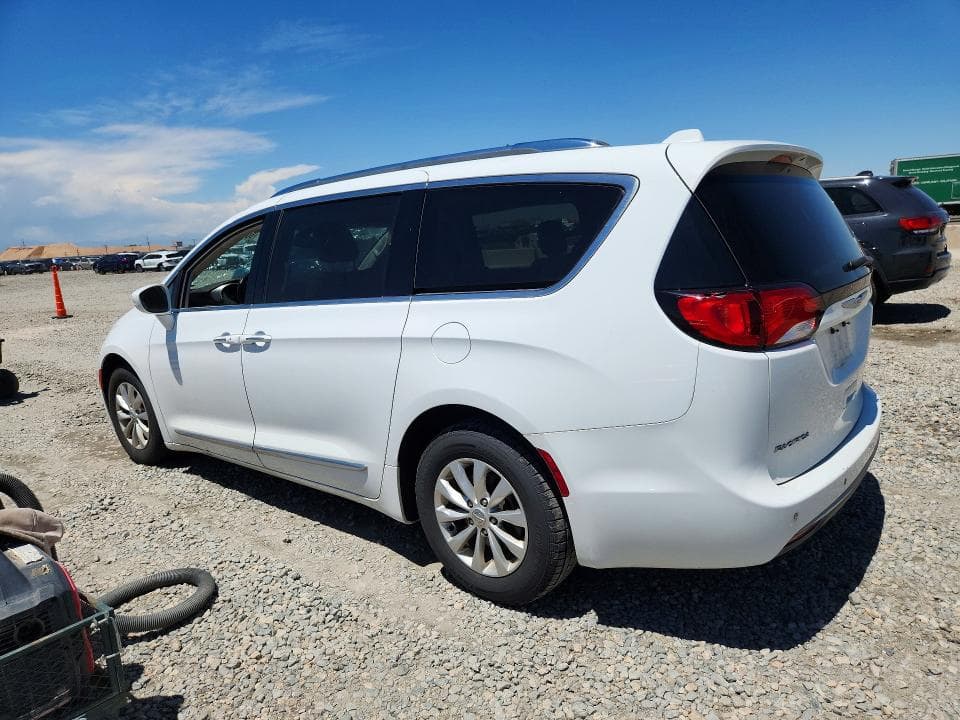 2018 CHRYSLER PACIFICA TOURING L PLUS 2