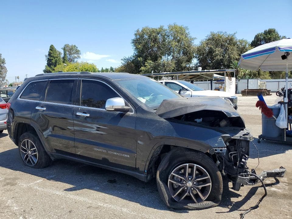 2017 JEEP GRAND CHEROKEE LIMITED 4