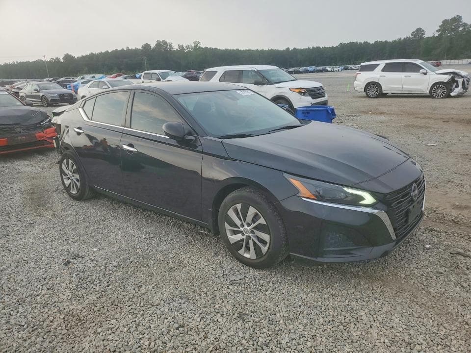 2023 NISSAN ALTIMA S 4