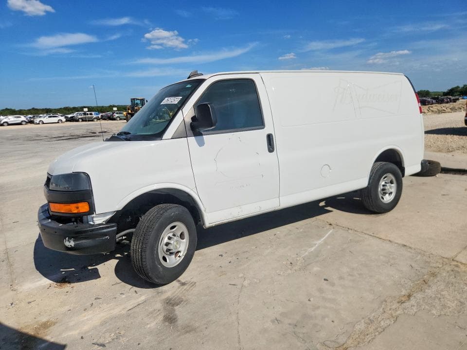 2024 CHEVROLET EXPRESS G2500 - 1