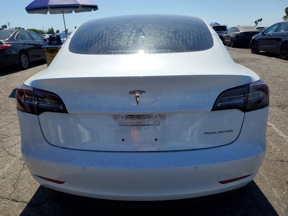 2018 TESLA MODEL 3 6