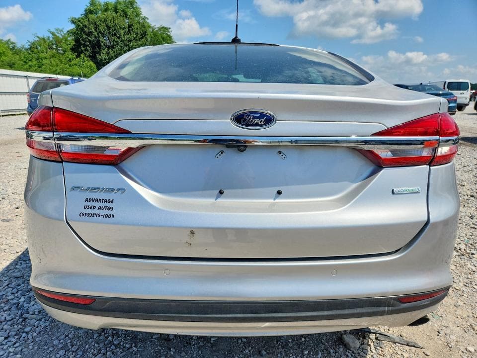 2017 FORD FUSION SE 6