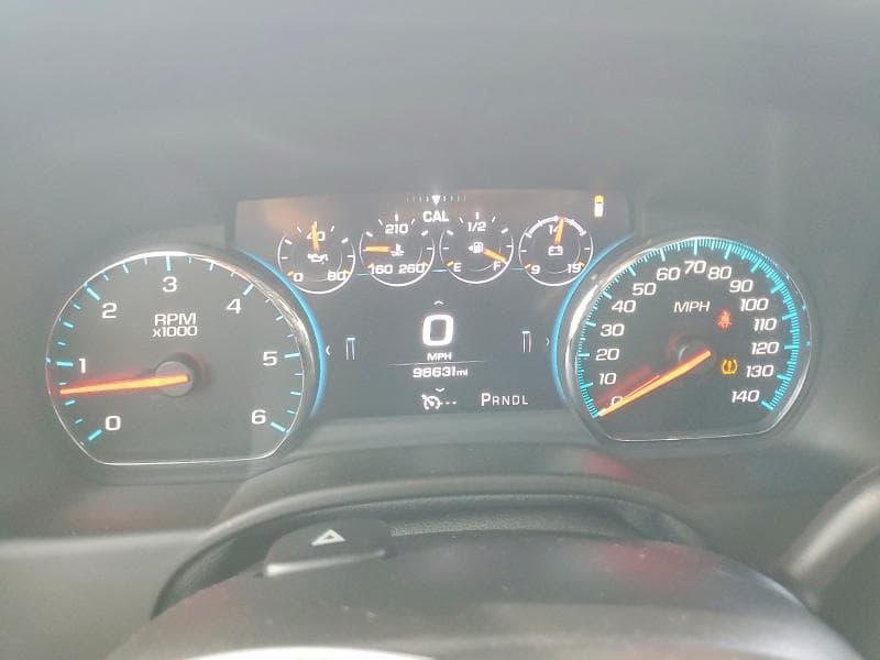 2017 GMC YUKON SLT 9