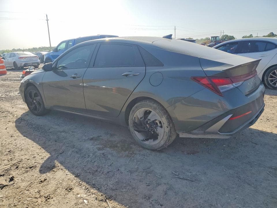 2026 HYUNDAI ELANTRA 2