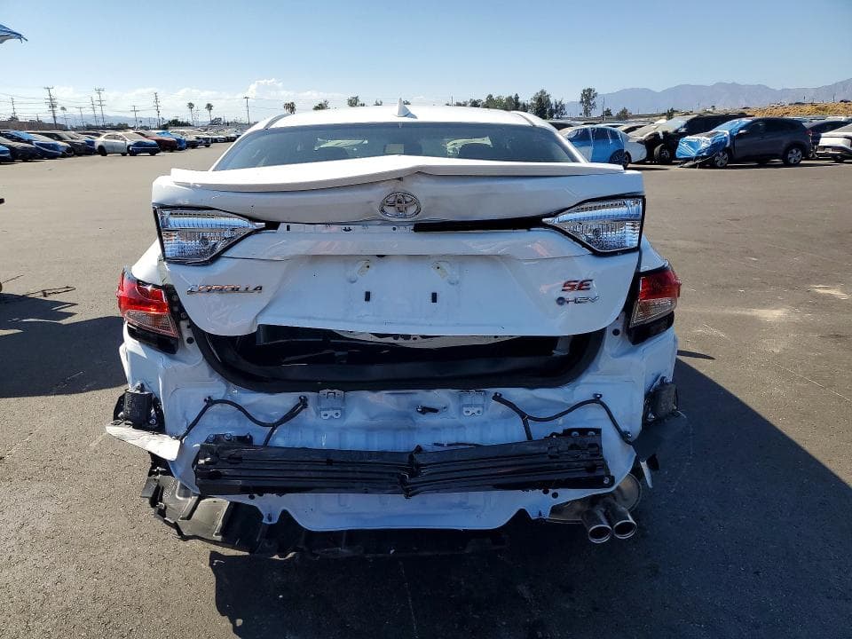 2026 TOYOTA COROLLA HYBRID SE 6