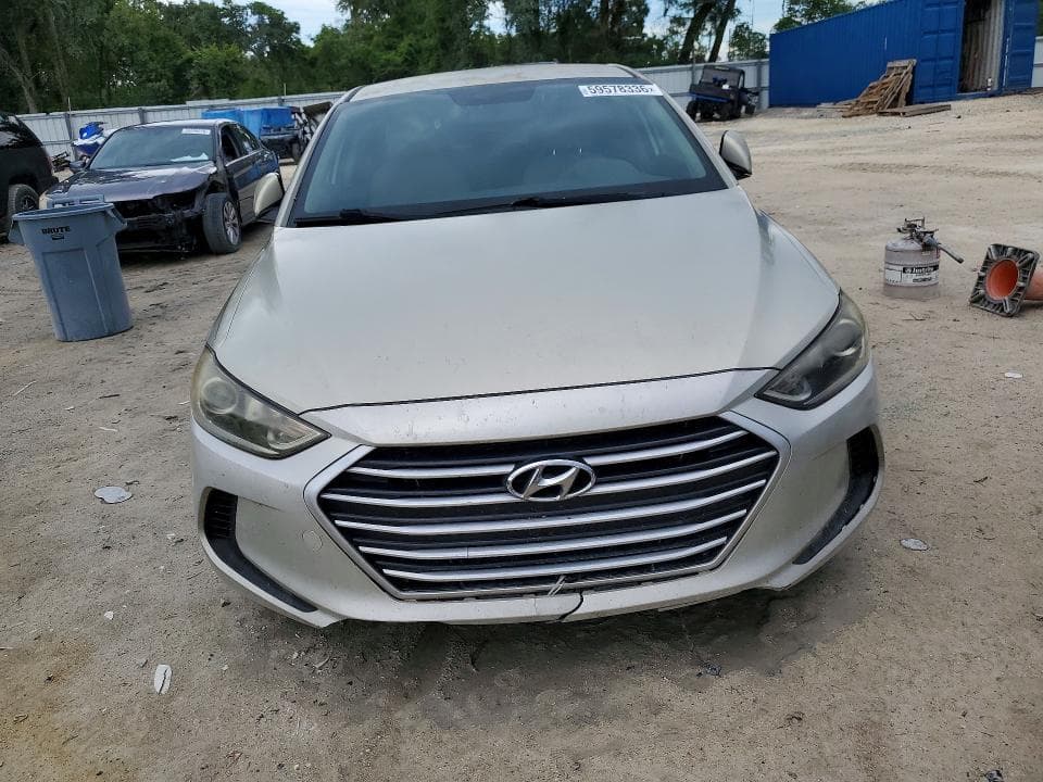 2017 HYUNDAI ELANTRA SE 5