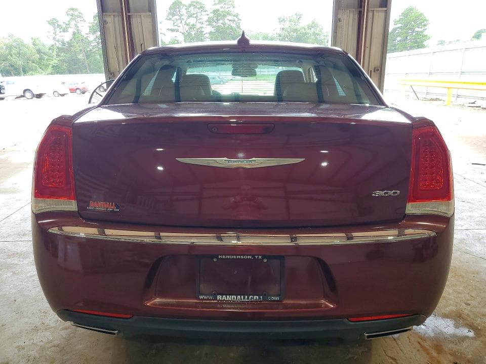 2017 CHRYSLER 300 LIMITED 6