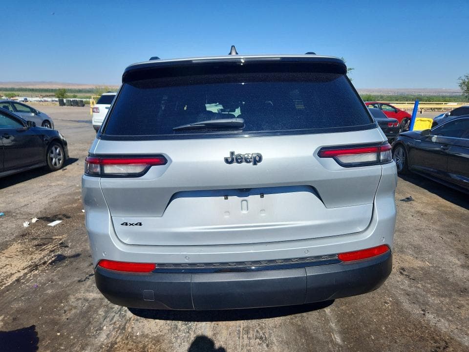 2025 JEEP GR CHEROKE 6
