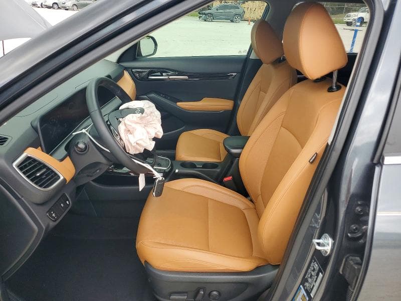 2025 KIA SELTOS EX 7