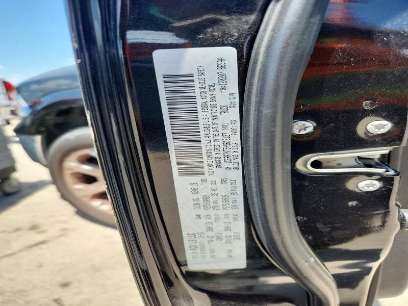 2017 RAM 1500 LARAMIE 12