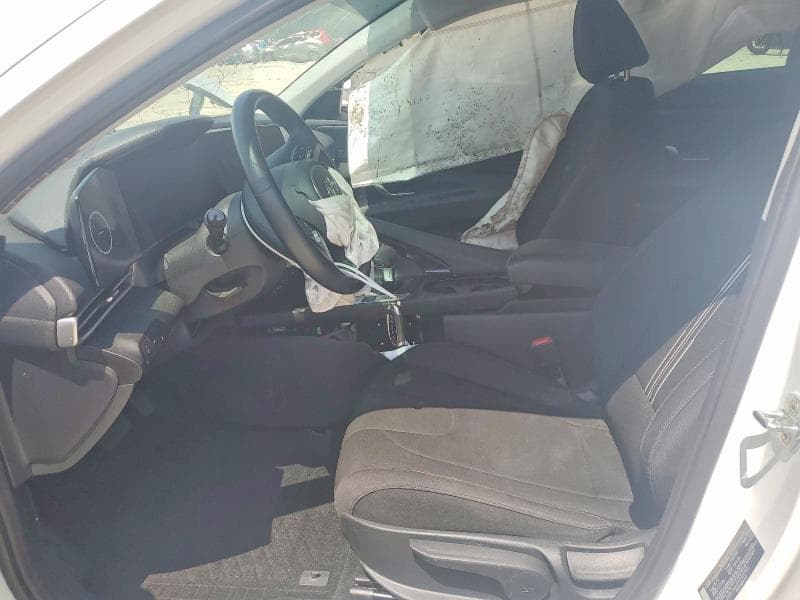 2023 HYUNDAI ELANTRA SEL 7