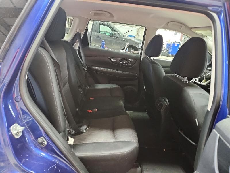 2017 NISSAN ROGUE SV 11