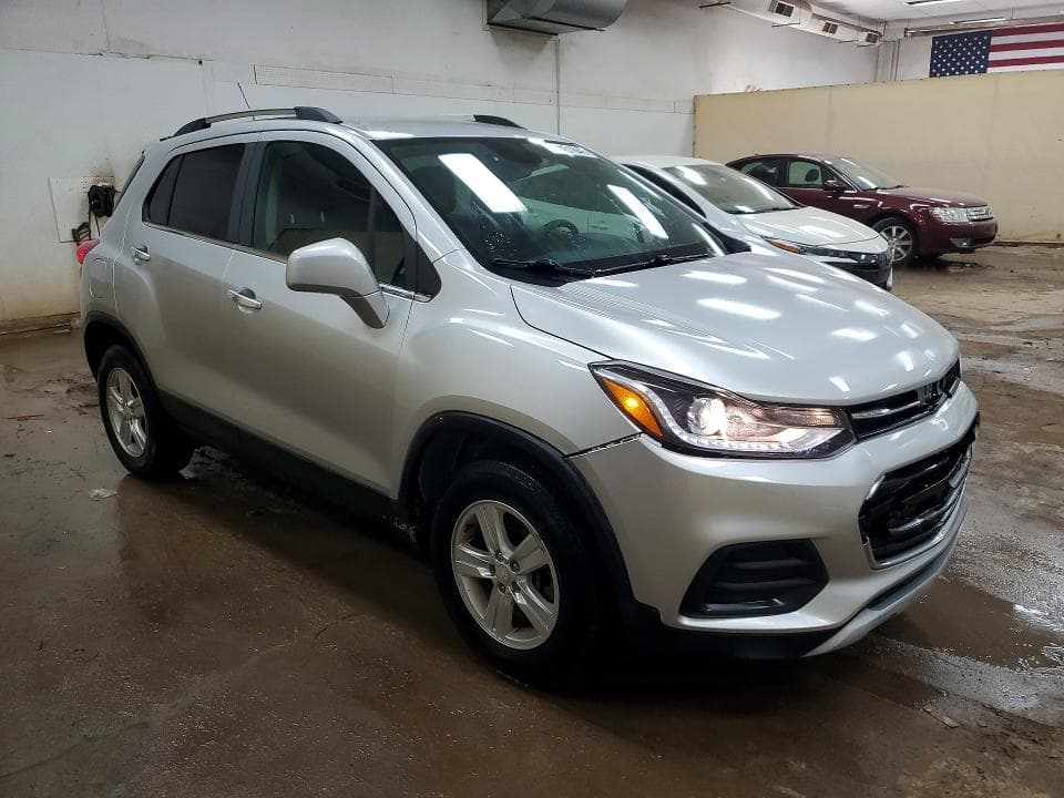 2017 CHEVROLET TRAX 1LT 4