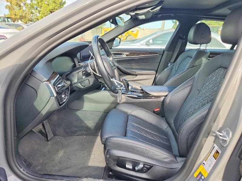 2021 BMW 530E 7