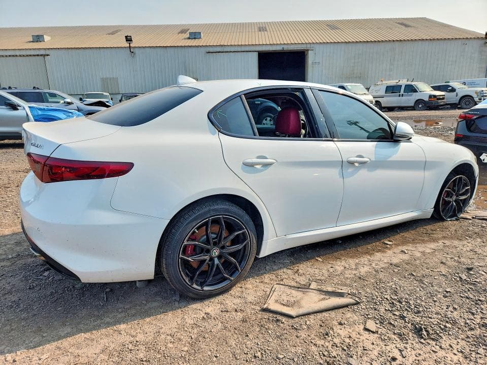 2019 ALFA ROMEO GIULIA 3