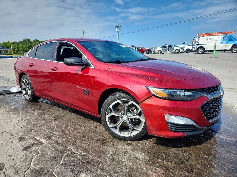 2019 CHEVROLET MALIBU RS 4