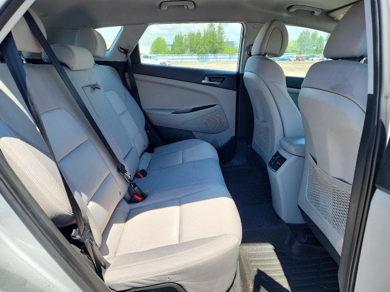 2017 HYUNDAI TUCSON SE 11