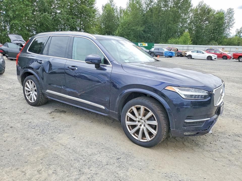 2017 VOLVO XC90 T6 4