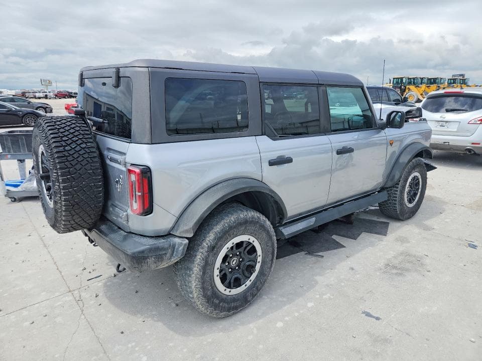 2021 FORD BRONCO BASE 3