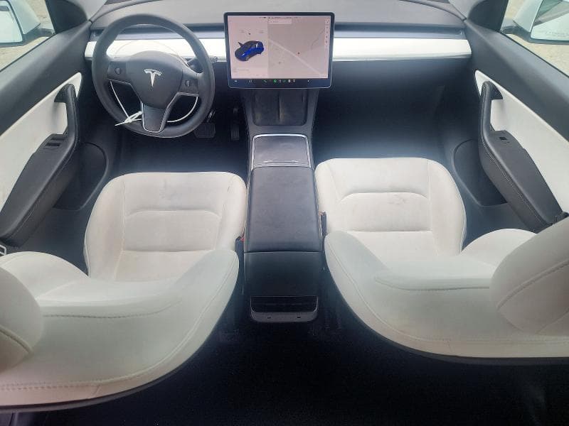 2022 TESLA MODEL Y 8