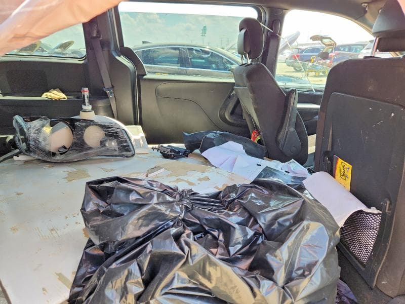 2017 DODGE GRAND CARAVAN SE 11