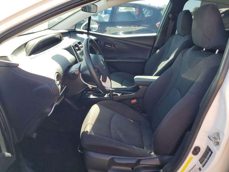 2018 TOYOTA PRIUS THREE 7