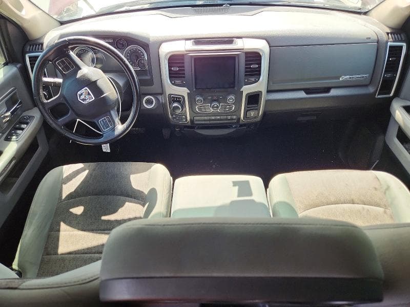 2019 RAM 1500 CLASSIC SLT 8