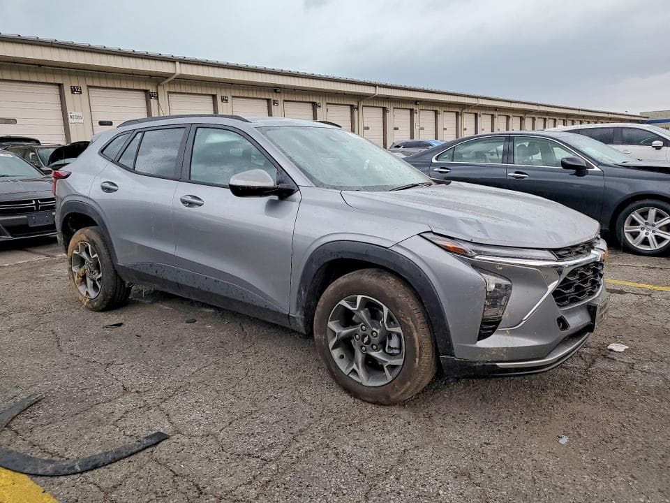 2026 CHEVROLET TRAX 1LT 4