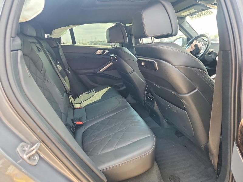 2025 BMW X6 XDRIVE40I 10