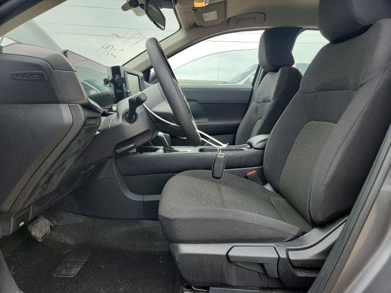2025 NISSAN KICKS S 7