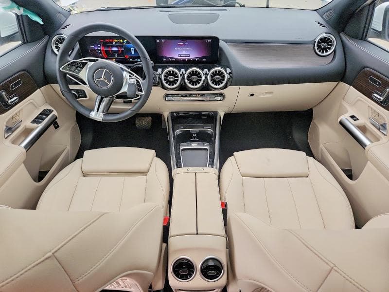 2026 MERCEDES-BENZ GLA 250 4MATIC 8