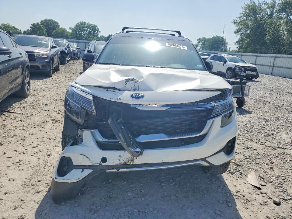 2021 KIA SELTOS S 5