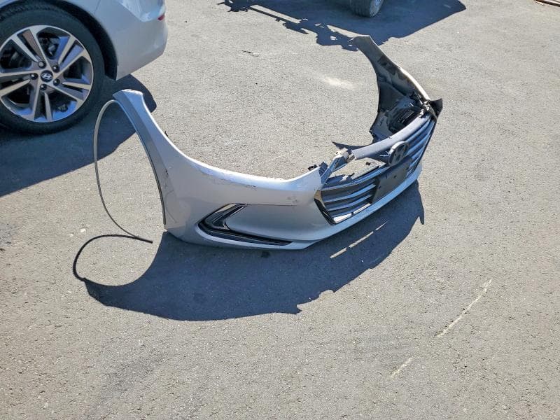 2017 HYUNDAI ELANTRA LIMITED 12