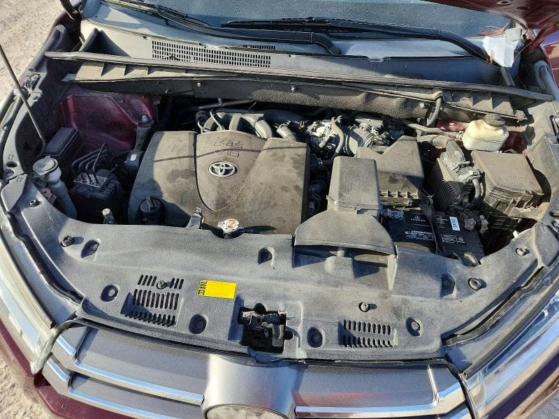 2018 TOYOTA HIGHLANDER LIMITED 12