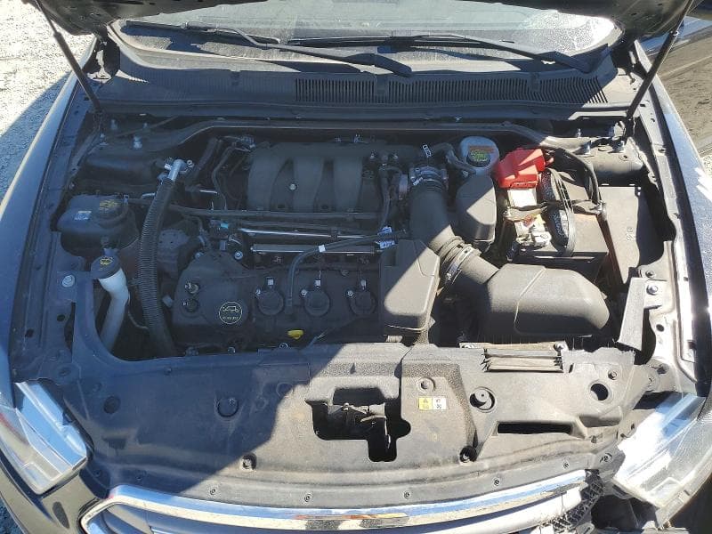 2018 FORD TAURUS SEL 11