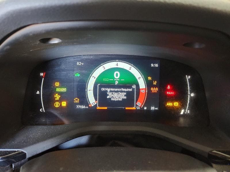 2025 TOYOTA CAMRY LE 9