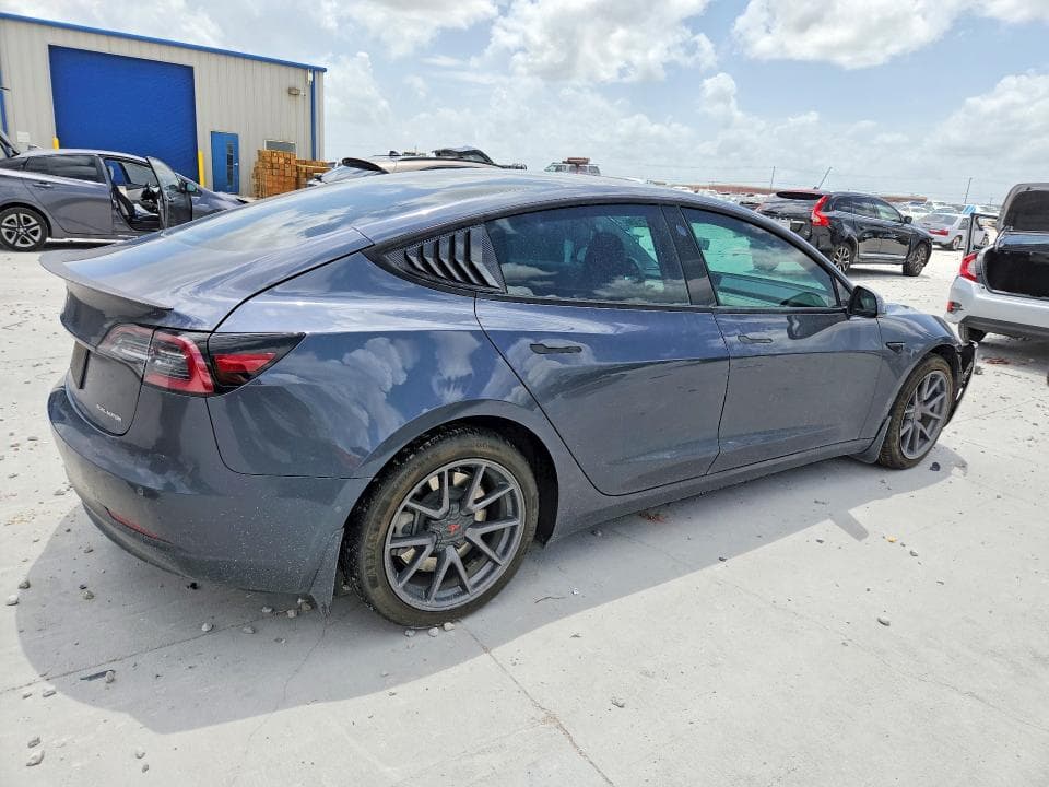 2021 TESLA MODEL 3 3