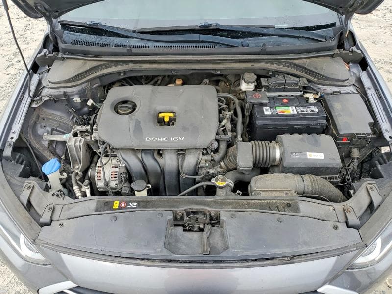 2018 HYUNDAI ELANTRA 11