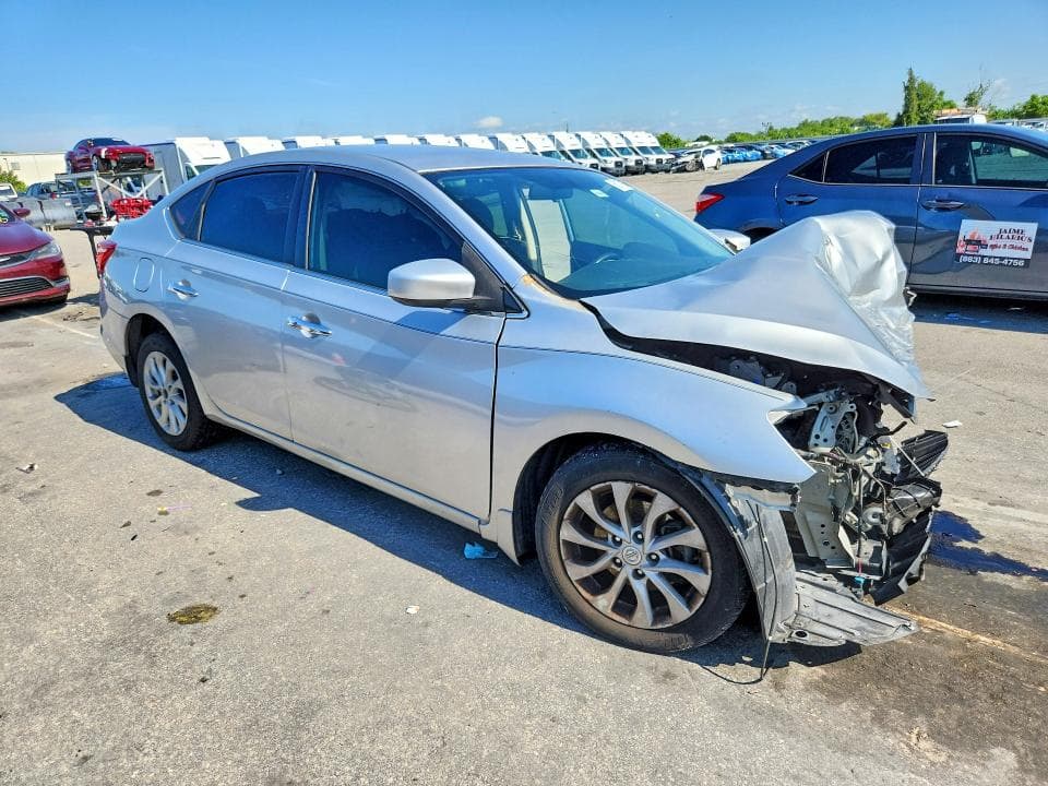2019 NISSAN SENTRA SV 4