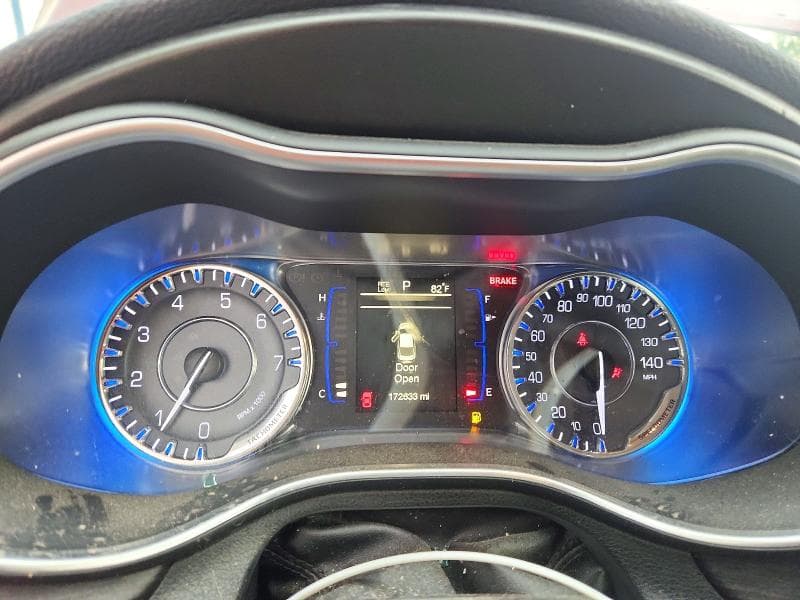 2017 CHRYSLER 200 LIMITED 9