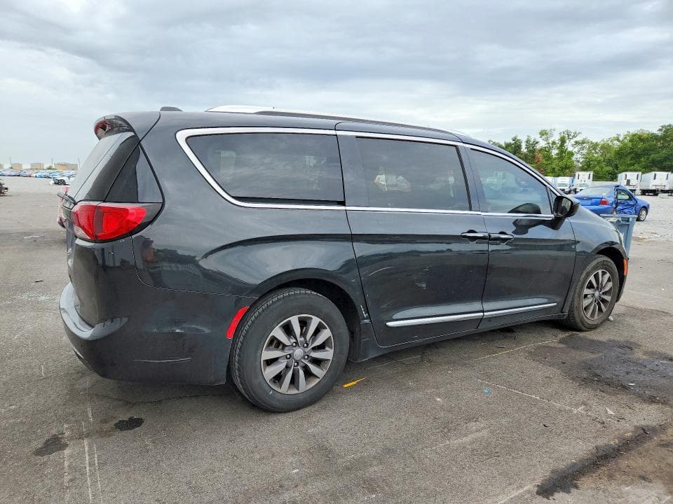 2020 CHRYSLER PACIFICA TOURING L PLUS 3