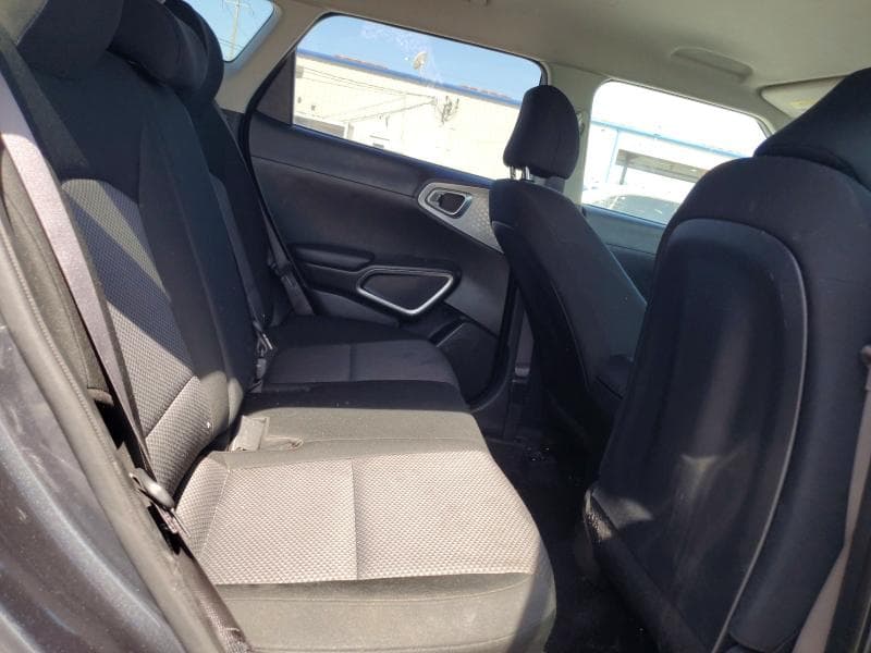 2022 KIA SOUL LX 11