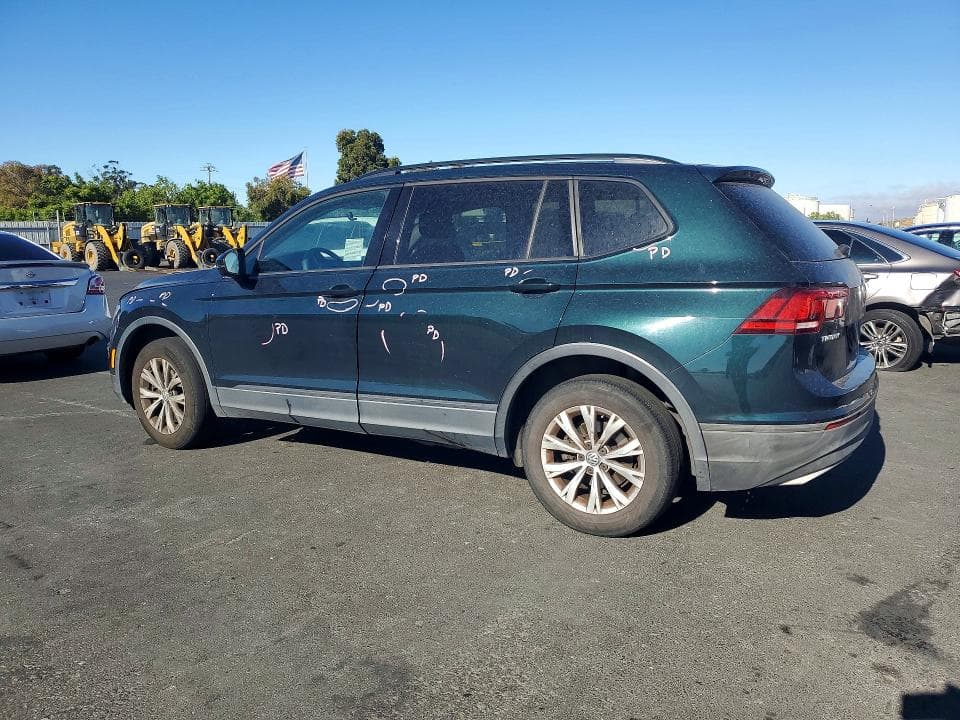 2018 VOLKSWAGEN TIGUAN S 2