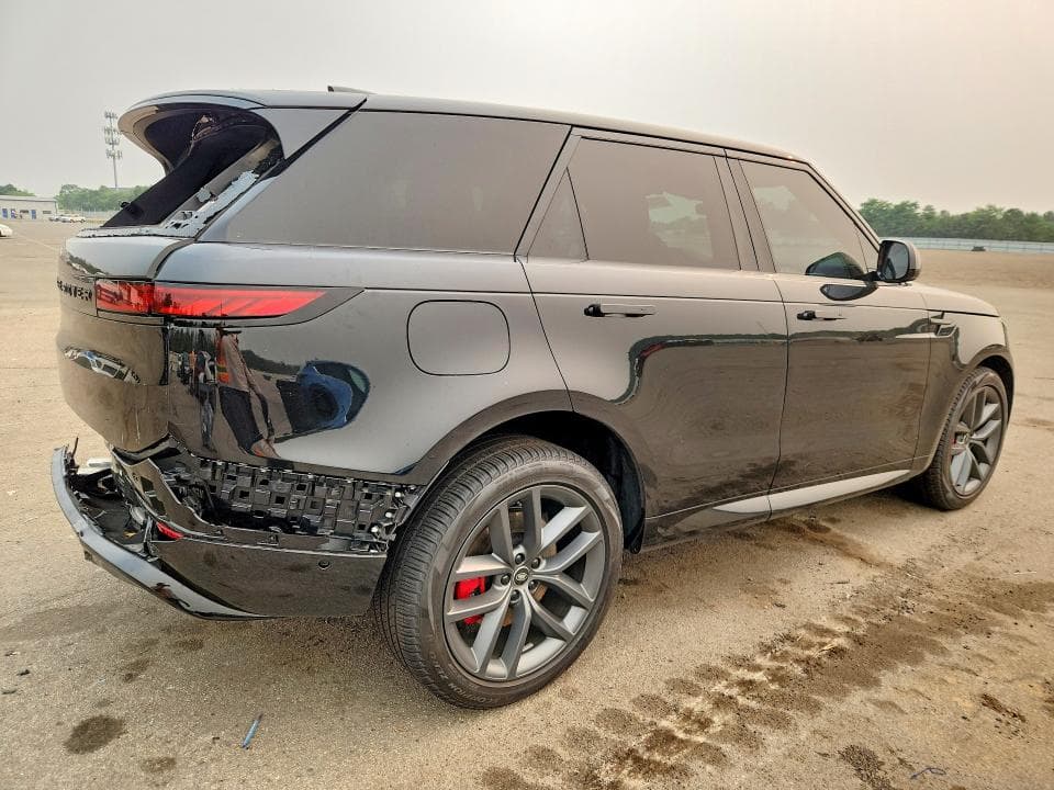 2025 LAND ROVER RANGE ROVER SPORT DYNAMIC SE 3