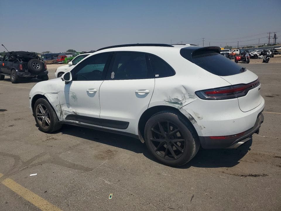 2020 PORSCHE MACAN 2