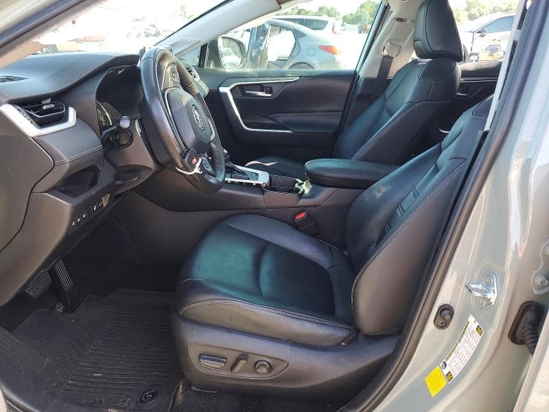 2021 TOYOTA RAV4 XLE PREMIUM 7